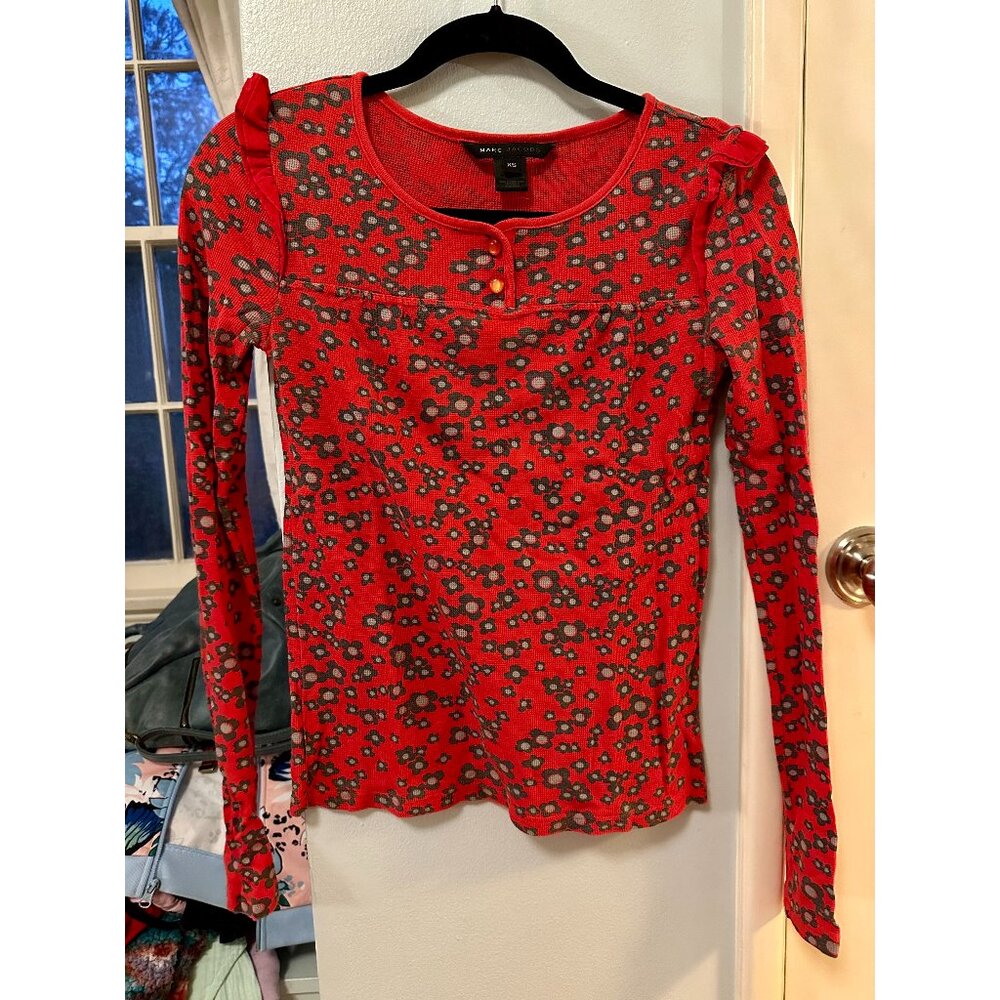 MARC by MARC JACOBS XS cute red floral waffle weave thermal top ruffle shoulder